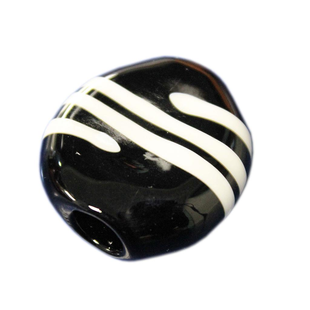kmga001blk - Variant Image